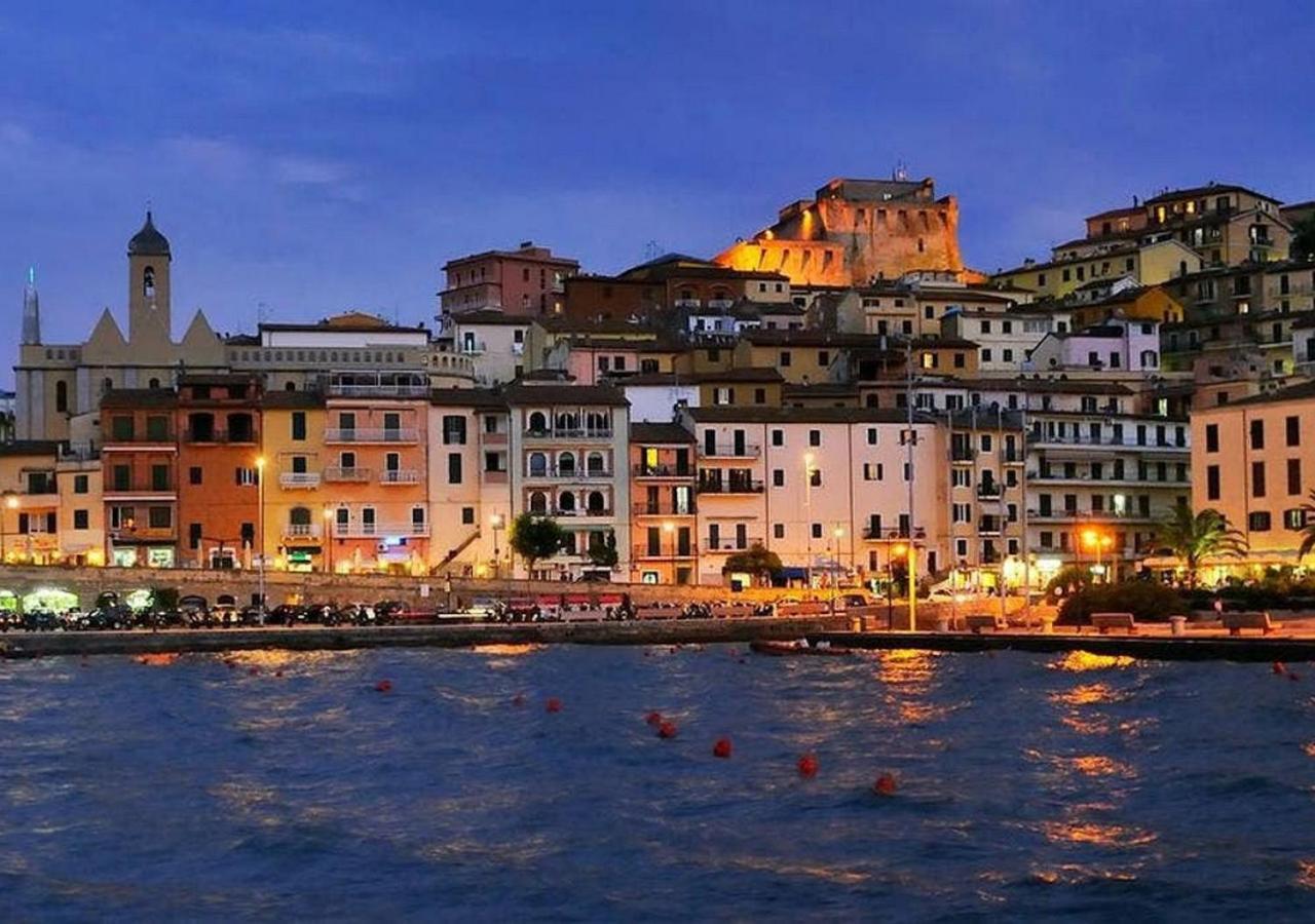 B-House Lägenhet Porto Santo Stefano  Exteriör bild