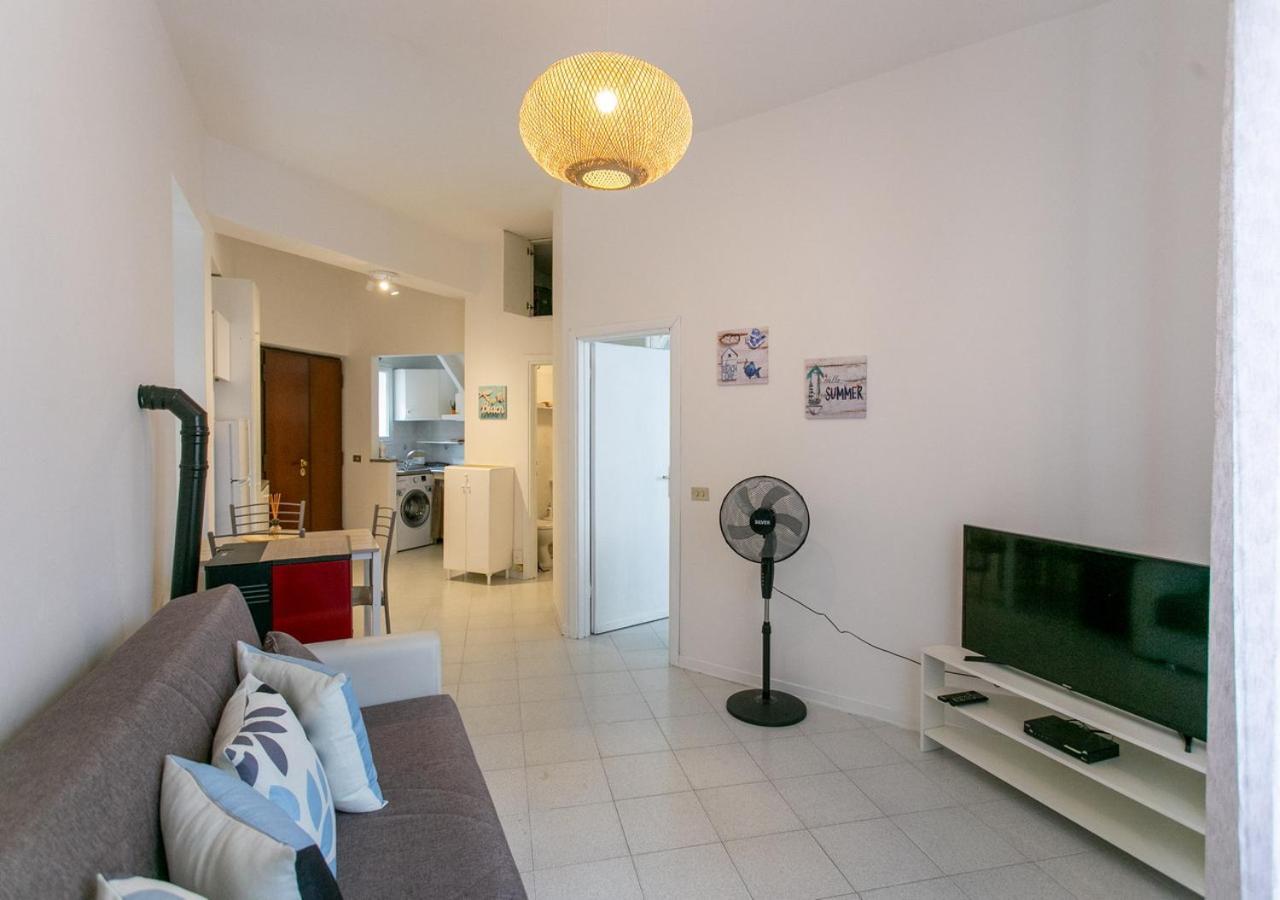 B-House Lägenhet Porto Santo Stefano  Exteriör bild